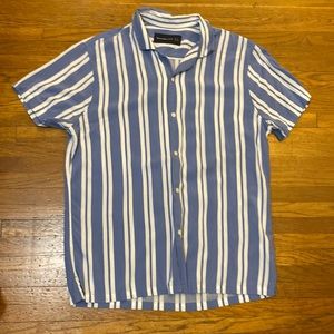Men’s Abercrombie and Fitch button down shirt, slim fit - LARGE